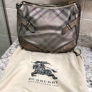Gently used authentic burberry bag